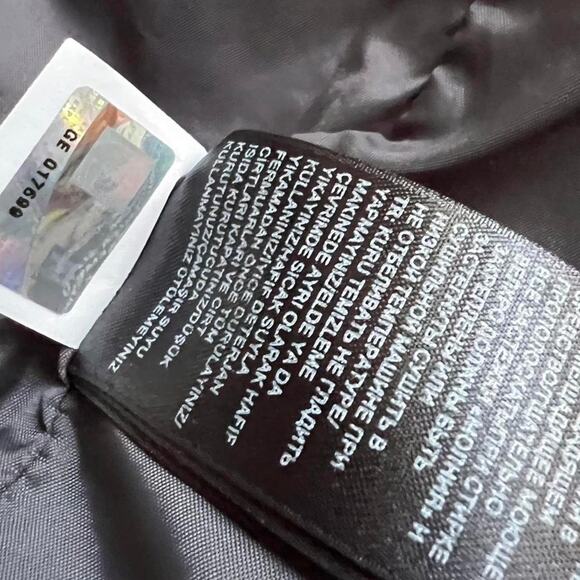 The North Face HyVent 2-in-1 Men’s Jacket Red/Black – Detachable Inner Liner – S - Picture 8 of 8